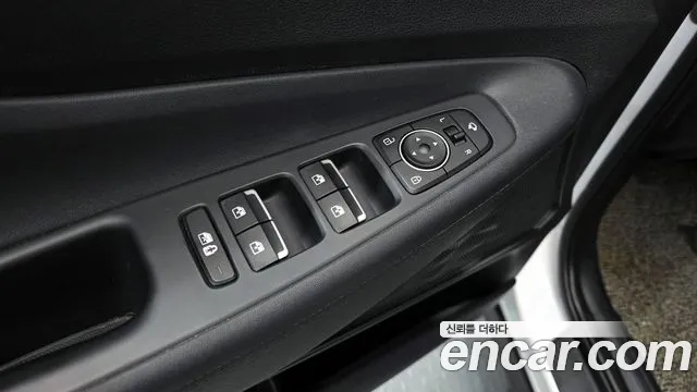 Hyundai Santafe 2021 — фото 11
