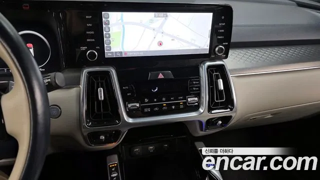 Kia Sorento 2022 — фото 14