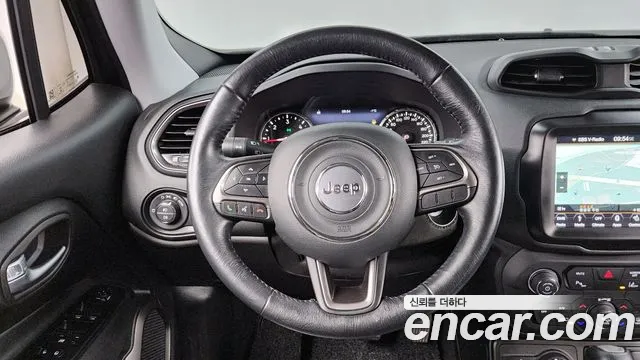 Jeep Renegade 2018 — фото 13