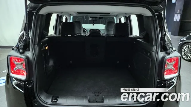 Jeep Renegade 2018 — фото 20