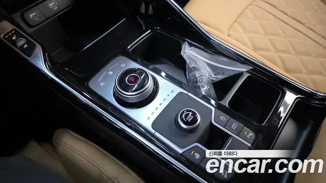 Kia Sorento 2023 — фото 9