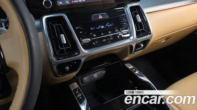 Kia Sorento 2023 — фото 17