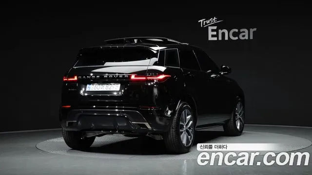 Land Rover Range Rover Evoque 2025 — фото 2