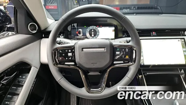 Land Rover Range Rover Evoque 2025 — фото 13