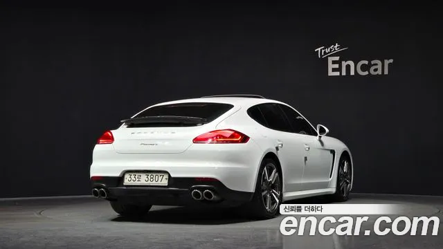 Porsche Panamera 2016 — фото 2