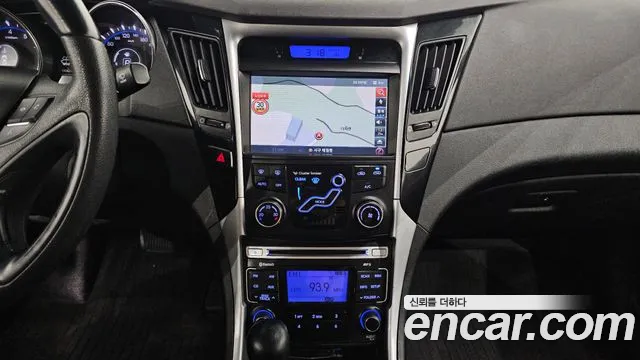 Hyundai Sonata 2011 — фото 14