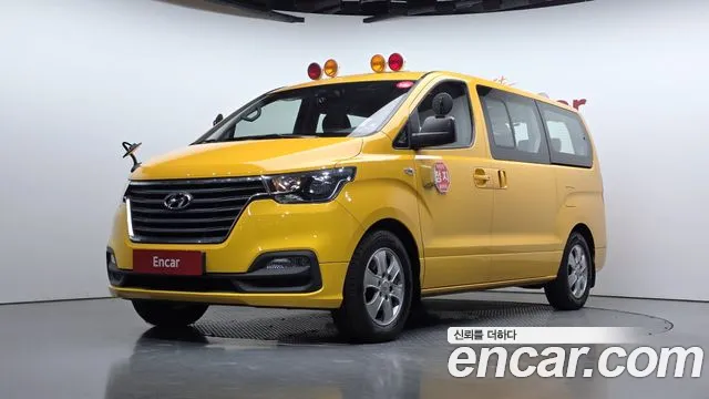 Hyundai Starex 2019 — фото 1