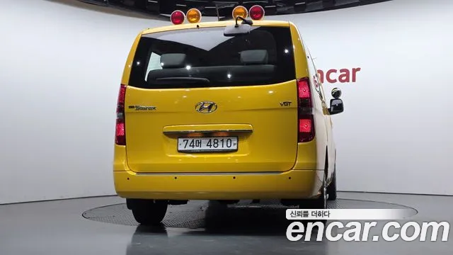 Hyundai Starex 2019 — фото 4