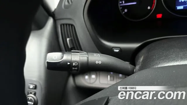 Hyundai Starex 2019 — фото 17