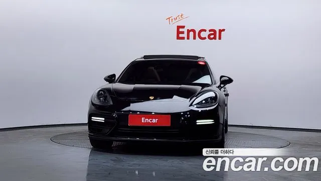 Porsche Panamera 2018 — фото 3