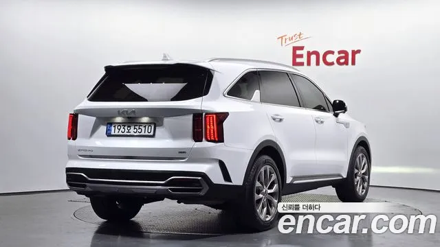 Kia Sorento 2023 — фото 2