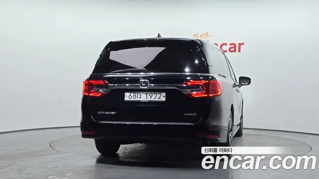 Honda Odyssey 2019 — фото 4
