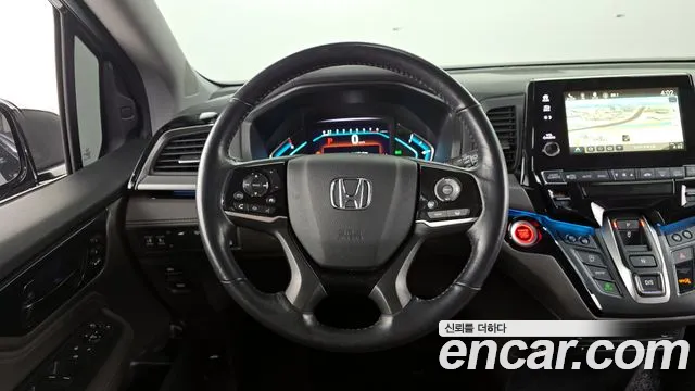 Honda Odyssey 2019 — фото 13