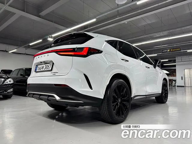 Lexus NX 2024 — фото 7