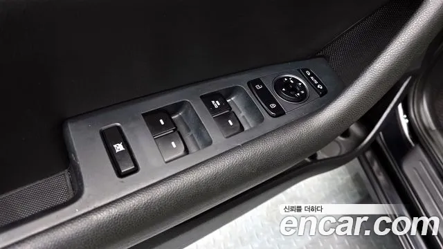 Hyundai Sonata 2016 — фото 11