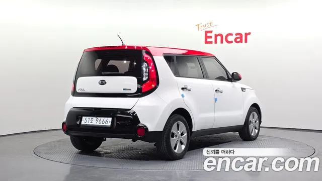 Kia Soul 2015 — фото 2