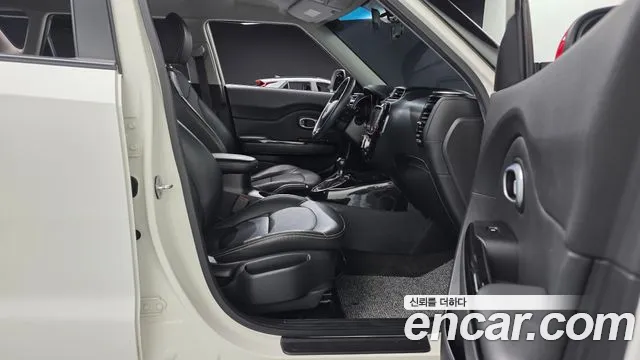 Kia Soul 2015 — фото 11