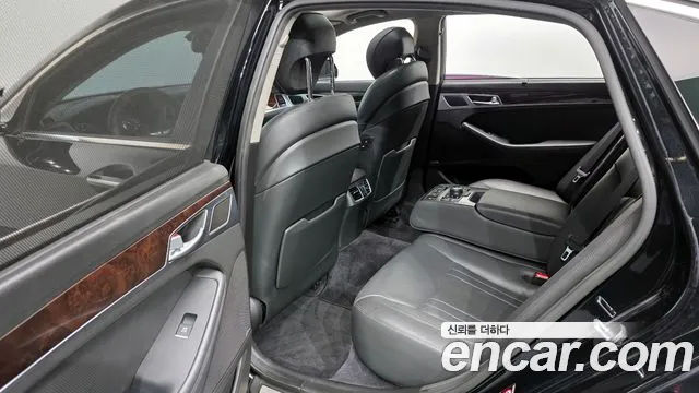 Hyundai Genesis 2015 — фото 12