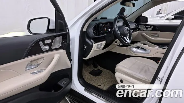 Mercedes-Benz GLE-Class 2022 — фото 10