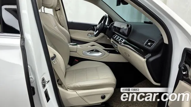 Mercedes-Benz GLE-Class 2022 — фото 11