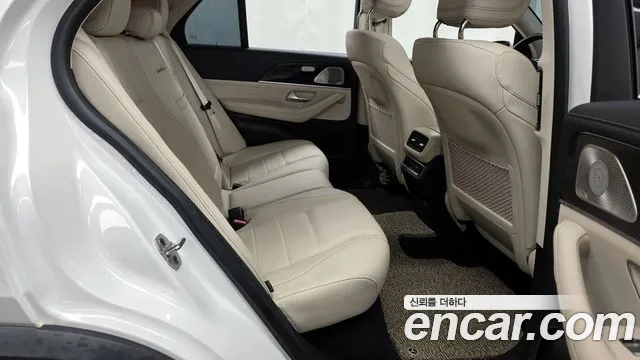 Mercedes-Benz GLE-Class 2022 — фото 12
