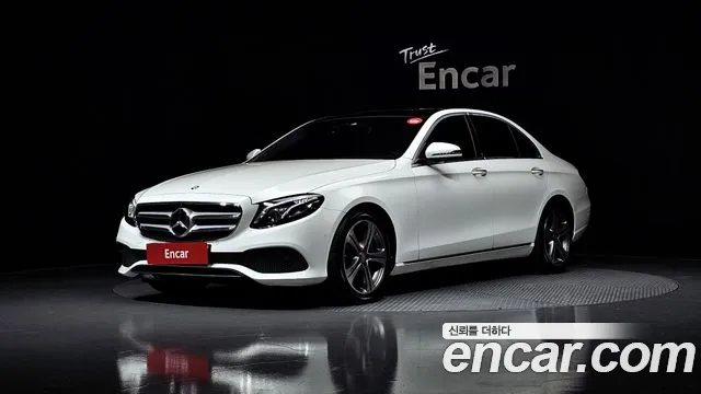 Mercedes-Benz E-Class 2017 — фото 1