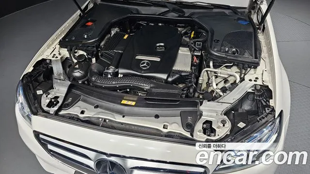 Mercedes-Benz E-Class 2017 — фото 6