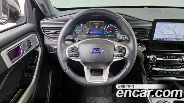 Ford Explorer 2021 — фото 13