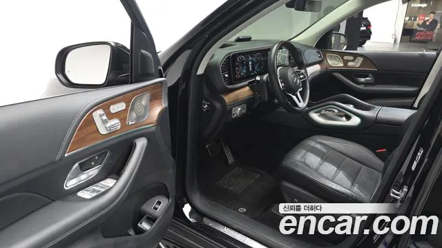 Mercedes-Benz GLE-Class 2021 — фото 11