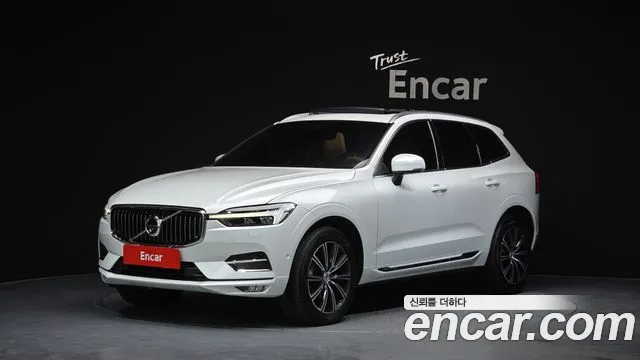 Volvo XC60 2021 — фото 1