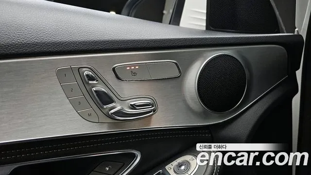 Mercedes-Benz C-Class 2015 — фото 19