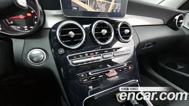 Mercedes-Benz C-Class 2015 — фото 20
