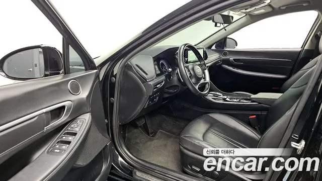 Hyundai Sonata 2022 — фото 10