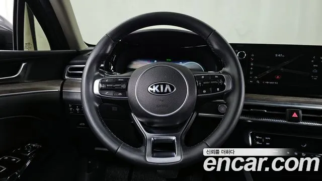 Kia K5 2021 — фото 13