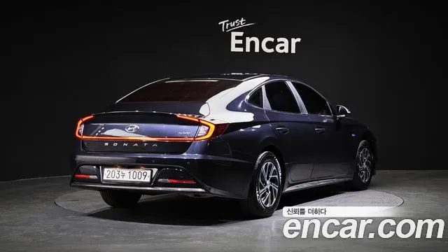 Hyundai Sonata 2020 — фото 2