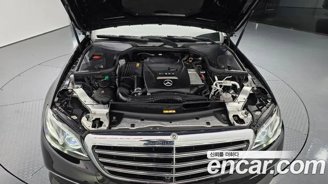 Mercedes-Benz E-Class 2019 — фото 6