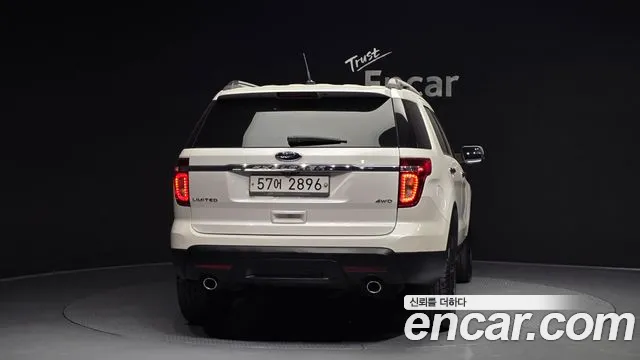 Ford Explorer 2014 — фото 4