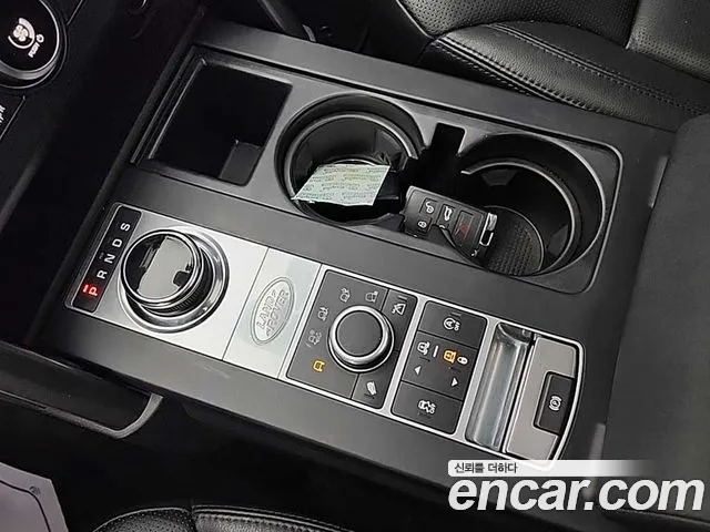 Land Rover Discovery 2020 — фото 8