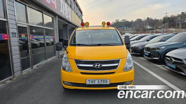 Hyundai Starex 2015 — фото 3