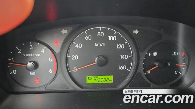 Hyundai Starex 2015 — фото 9