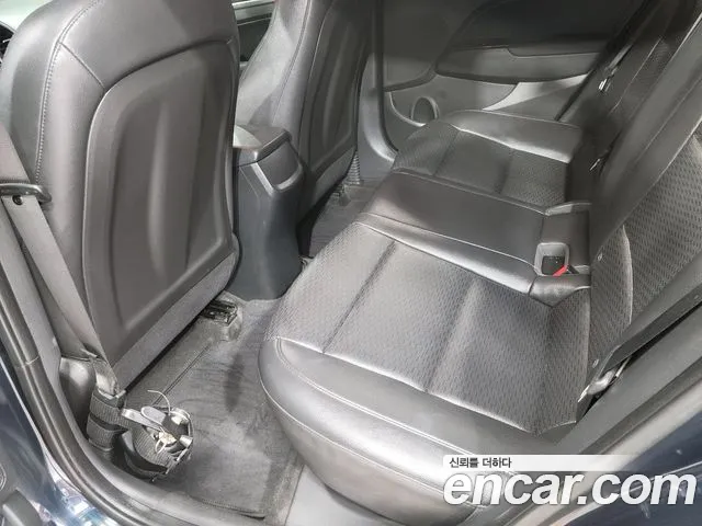 Hyundai AVANTE 2019 — фото 16
