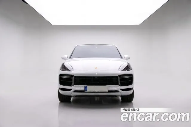 Porsche Cayenne 2021 — фото 5