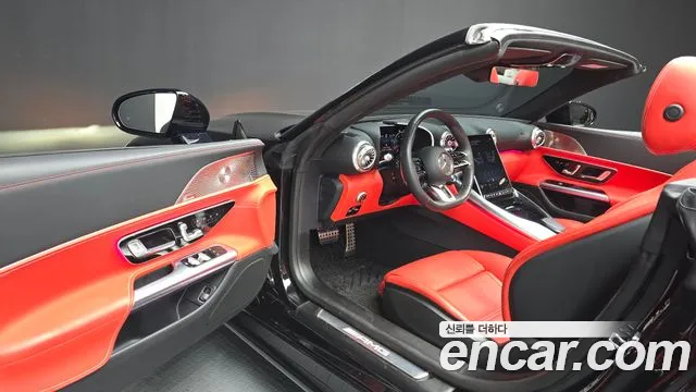 Mercedes-Benz SL-Class 2025 — фото 11
