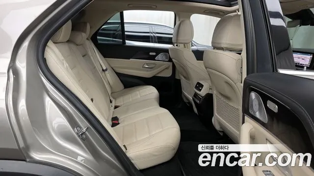Mercedes-Benz GLE-Class 2021 — фото 12