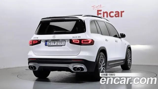 Mercedes-Benz GLB-Class 2023 — фото 2