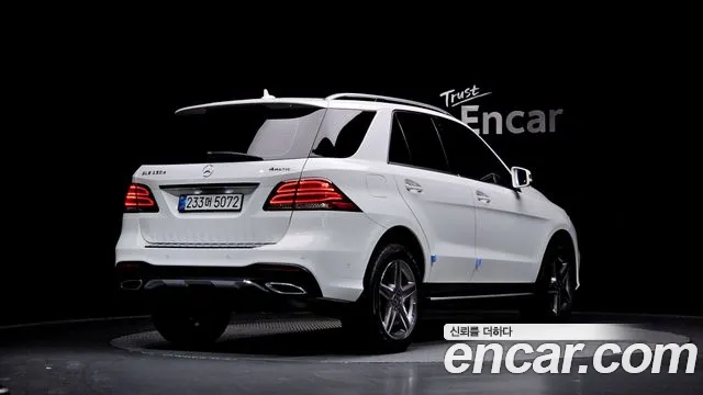Mercedes-Benz GLE-Class 2018 — фото 2