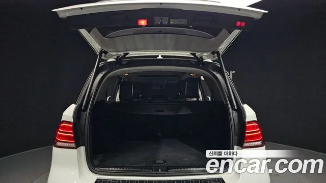 Mercedes-Benz GLE-Class 2018 — фото 20