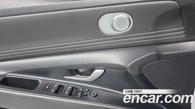 Hyundai AVANTE 2021 — фото 12