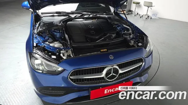 Mercedes-Benz C-Class 2023 — фото 5