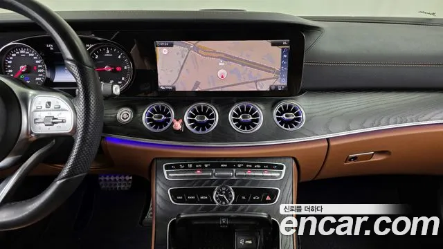 Mercedes-Benz E-Class 2019 — фото 14